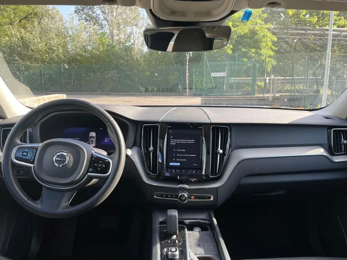 Volvo XC60 usata a Como (6)