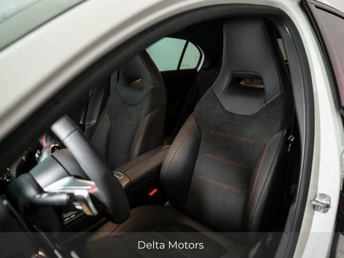 Mercedes-Benz Classe A Sedan nuova a Macerata (10)