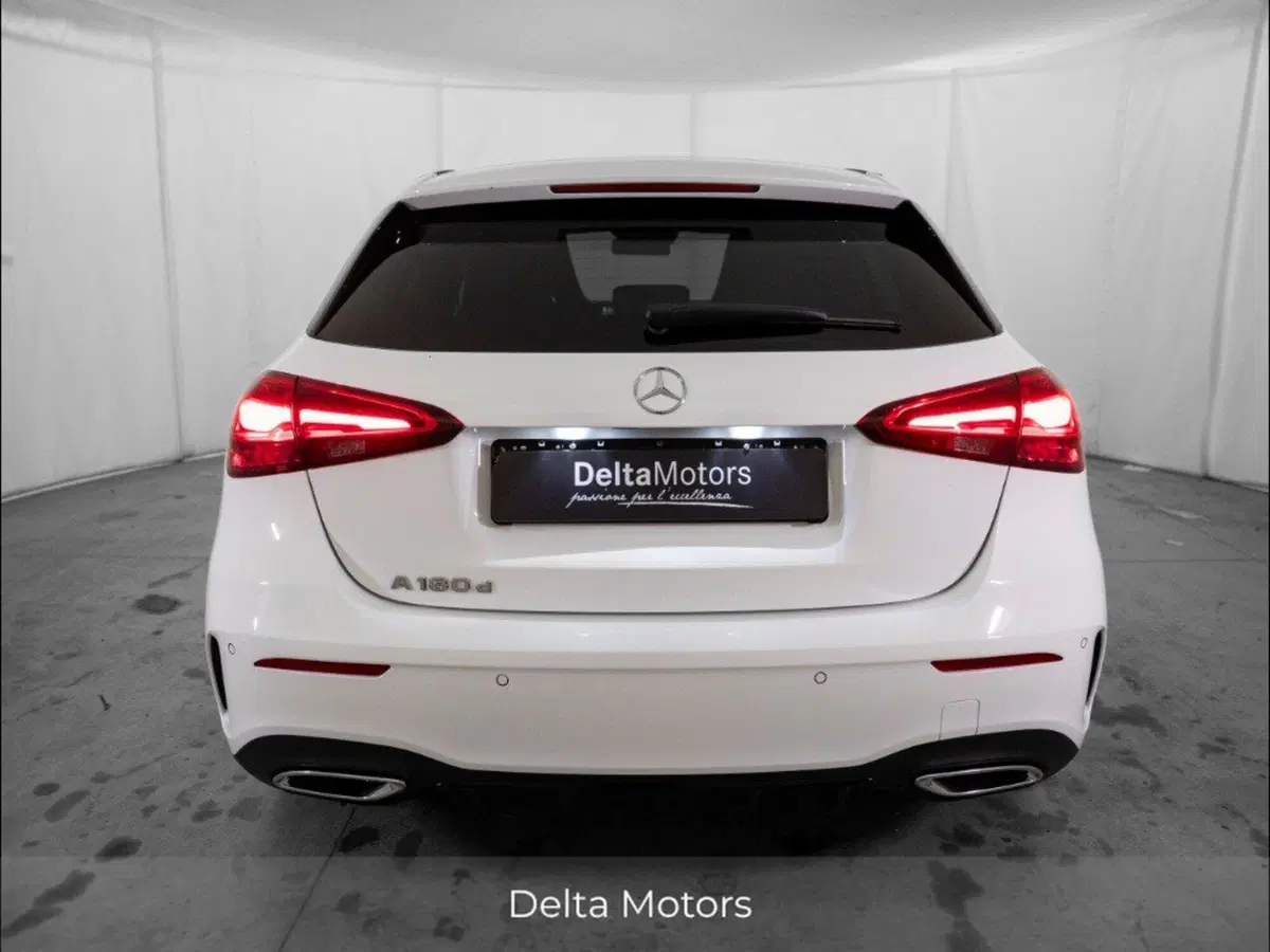 Mercedes-Benz Classe A Sedan nuova a Macerata (3)