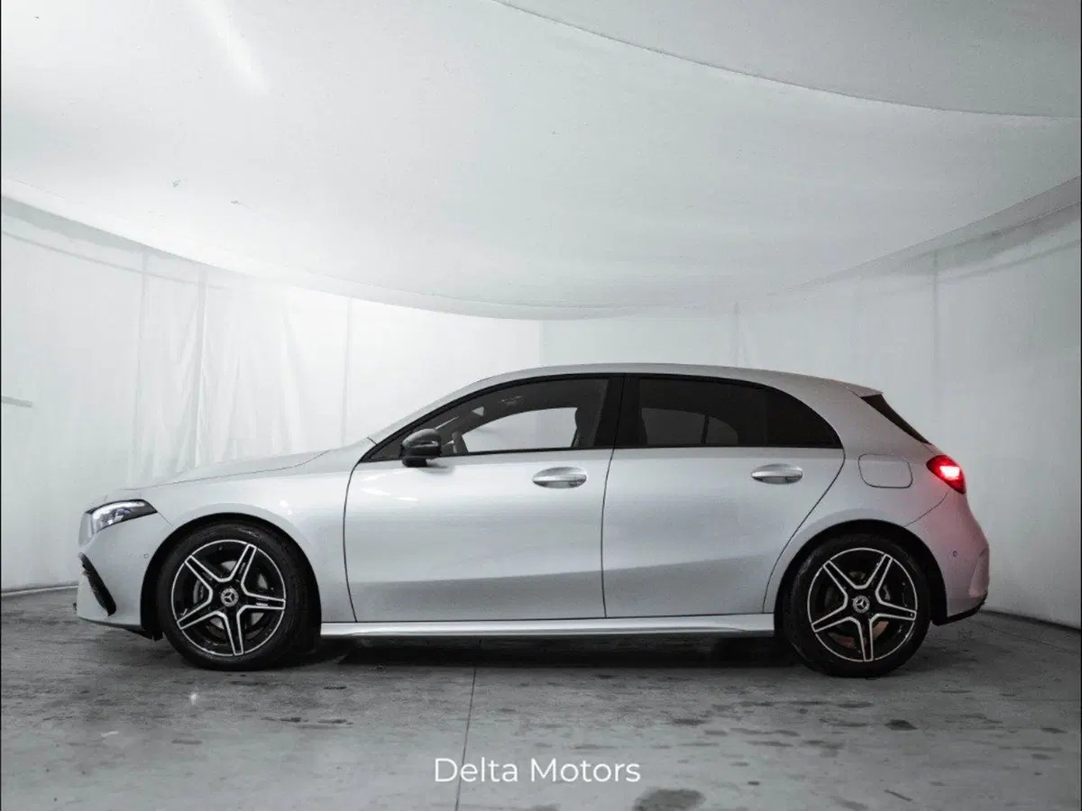 Mercedes-Benz Classe A Sedan nuova a Macerata (2)