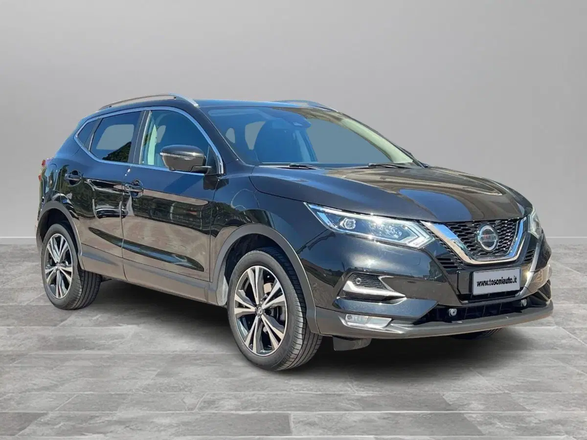 Nissan Qashqai usata a Siena (2)