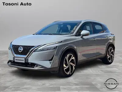Nissan Qashqai 1.3 mhev Tekna 2wd 158cv xtronic del 2022 usata a Sarteano