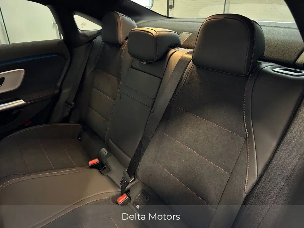 Mercedes-Benz CLA nuova a Macerata (13)