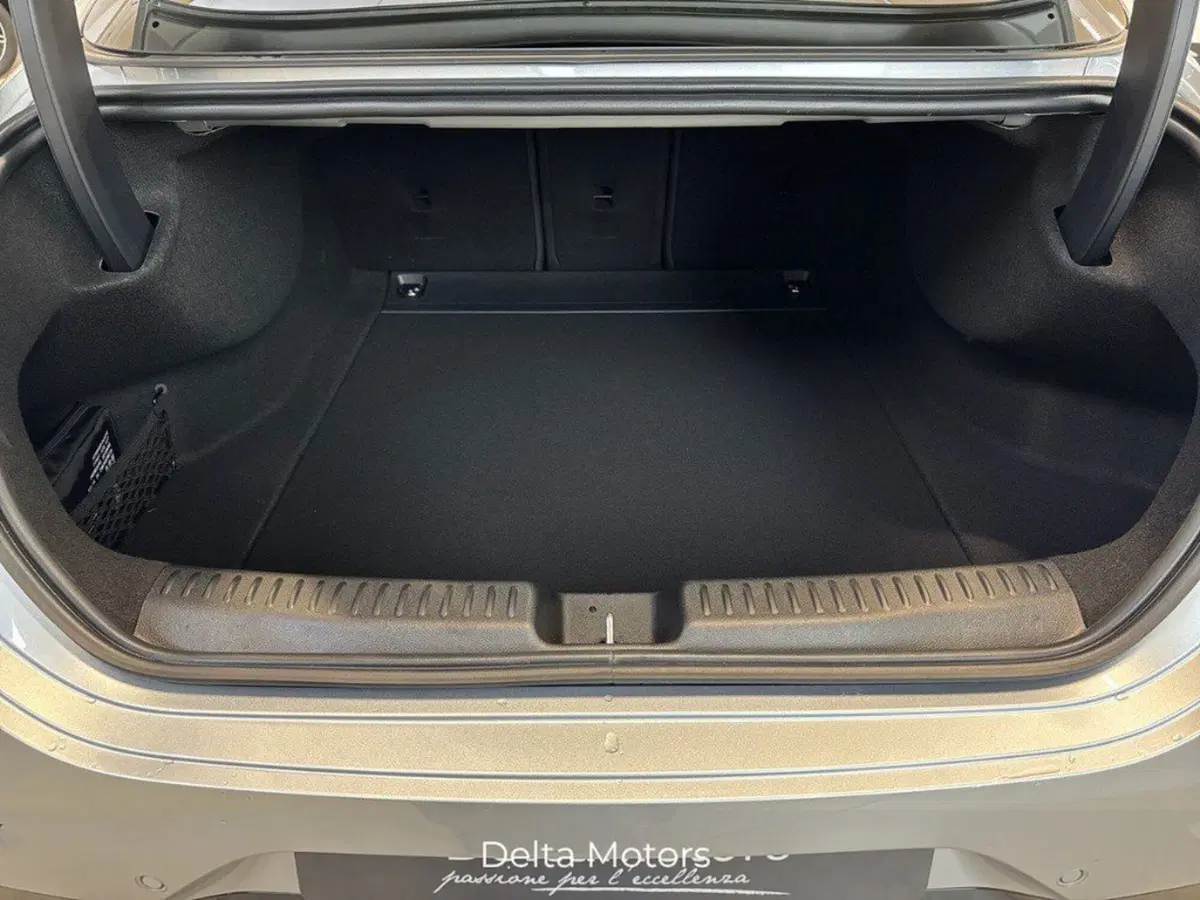Mercedes-Benz CLA nuova a Macerata (7)