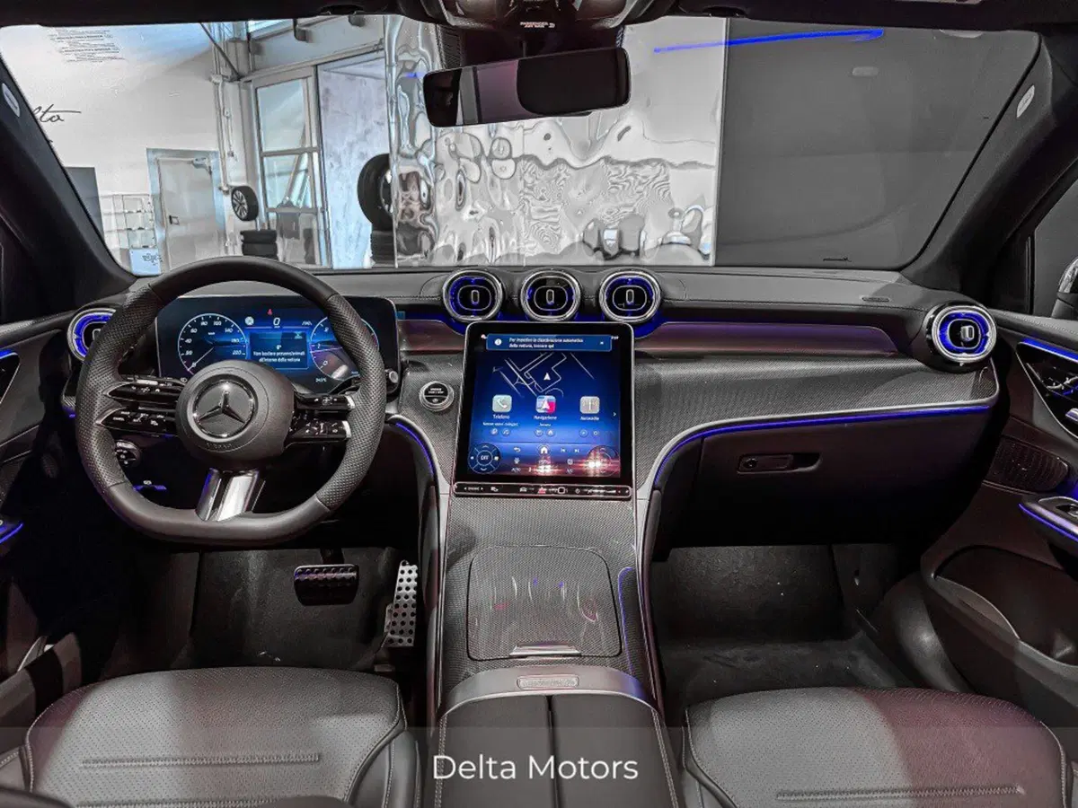 Mercedes-Benz EQA nuova a Macerata (13)