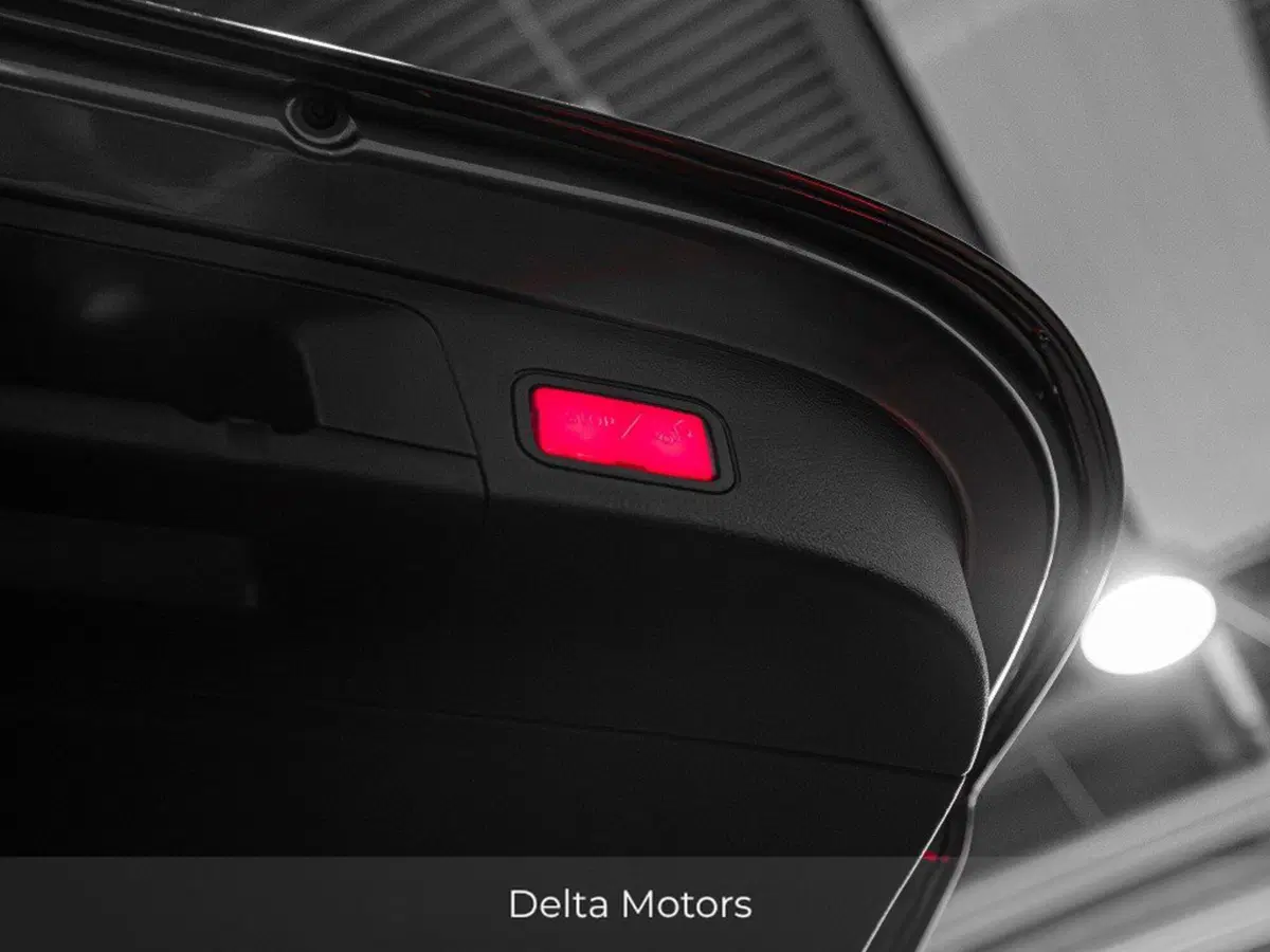 Mercedes-Benz EQA nuova a Macerata (9)
