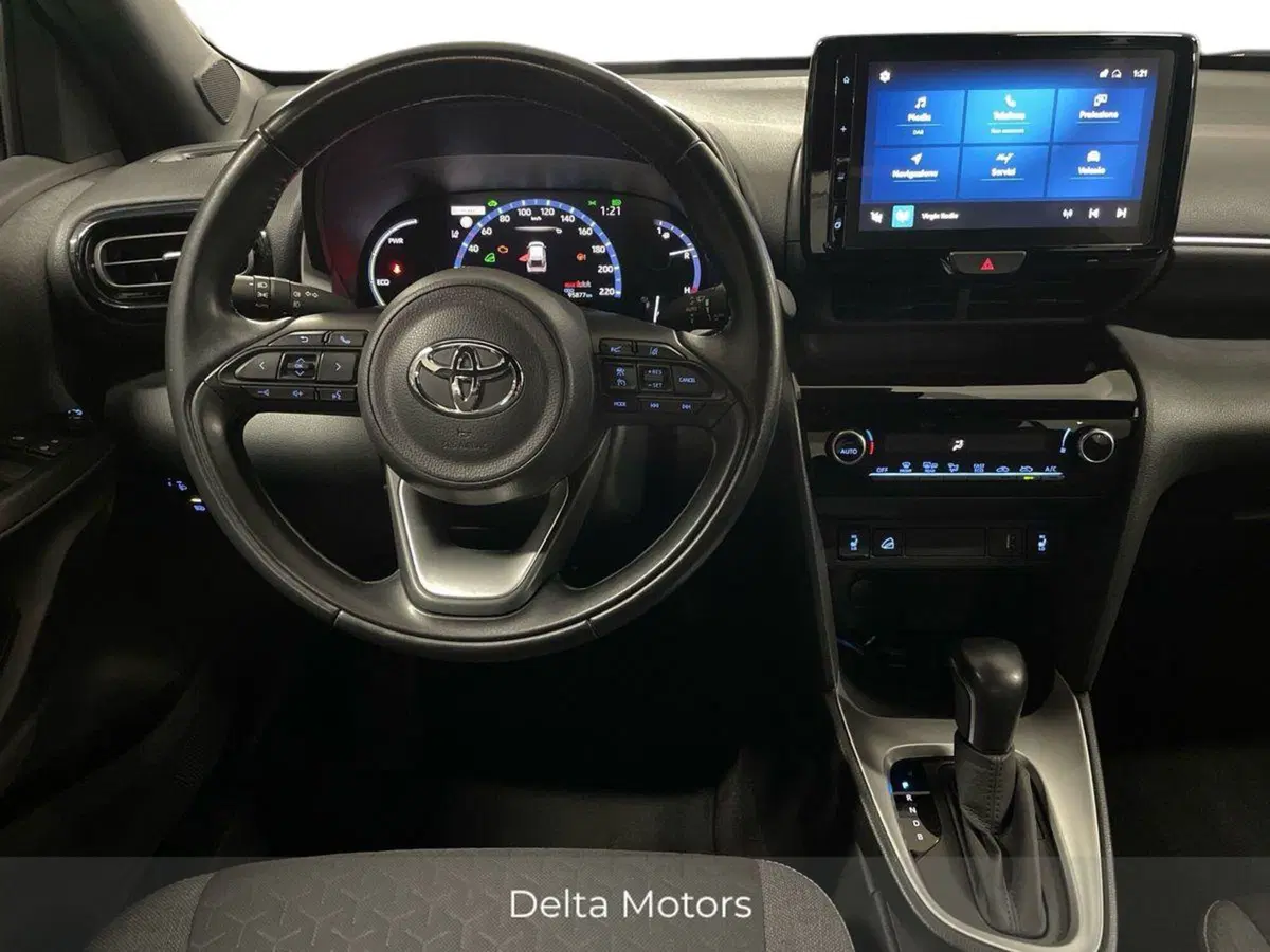 Toyota Yaris Cross usata a Macerata (11)