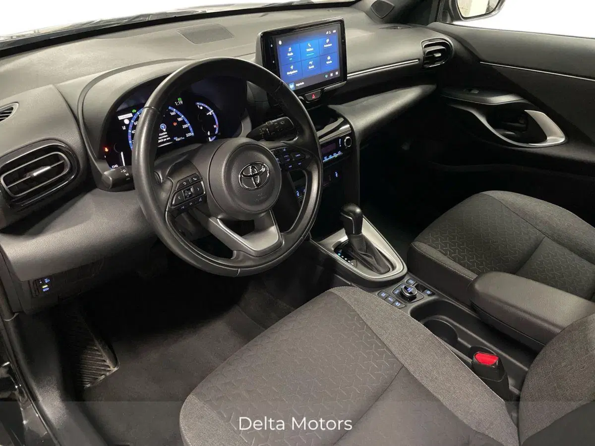 Toyota Yaris Cross usata a Macerata (16)