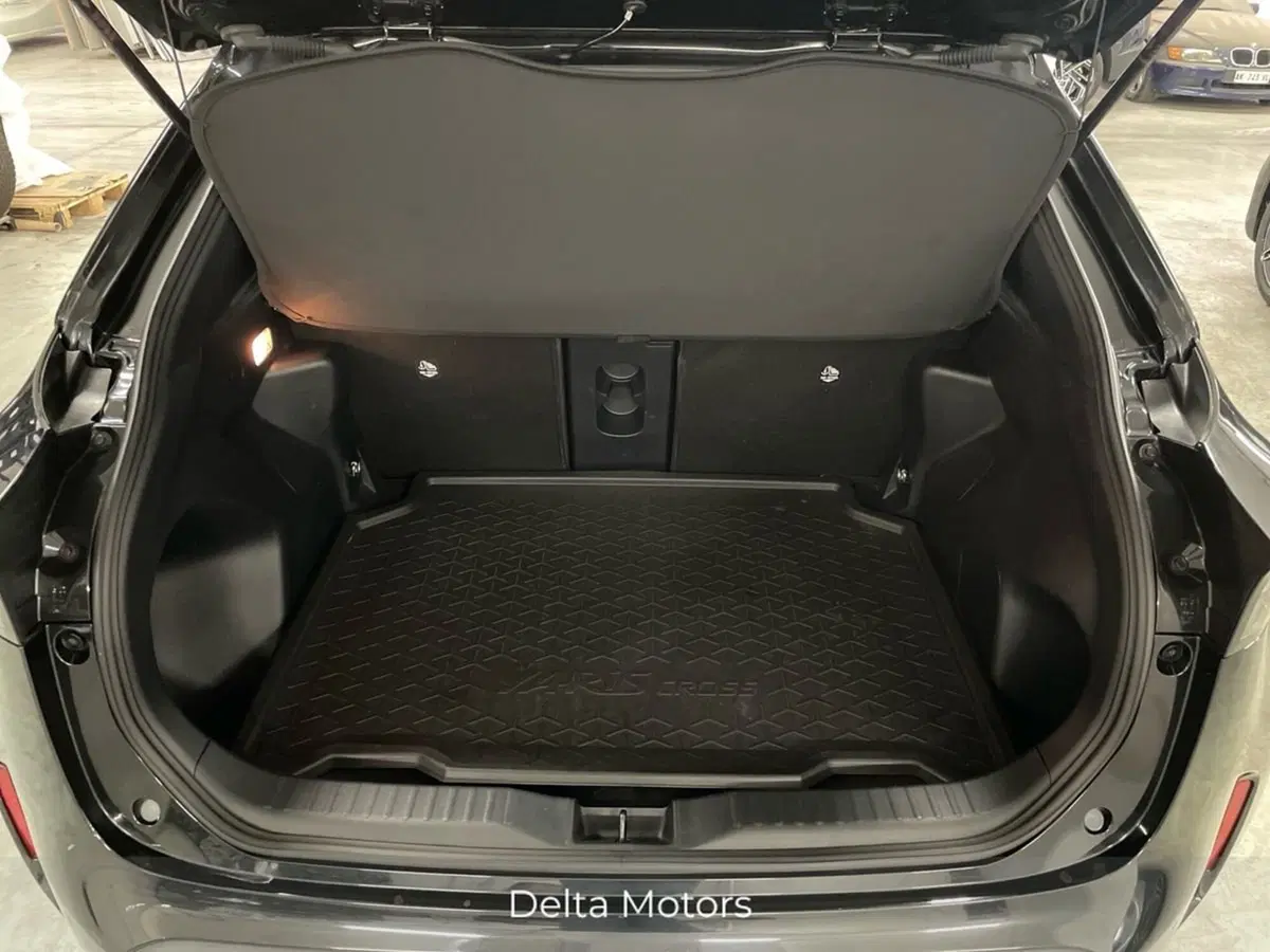Toyota Yaris Cross usata a Macerata (7)