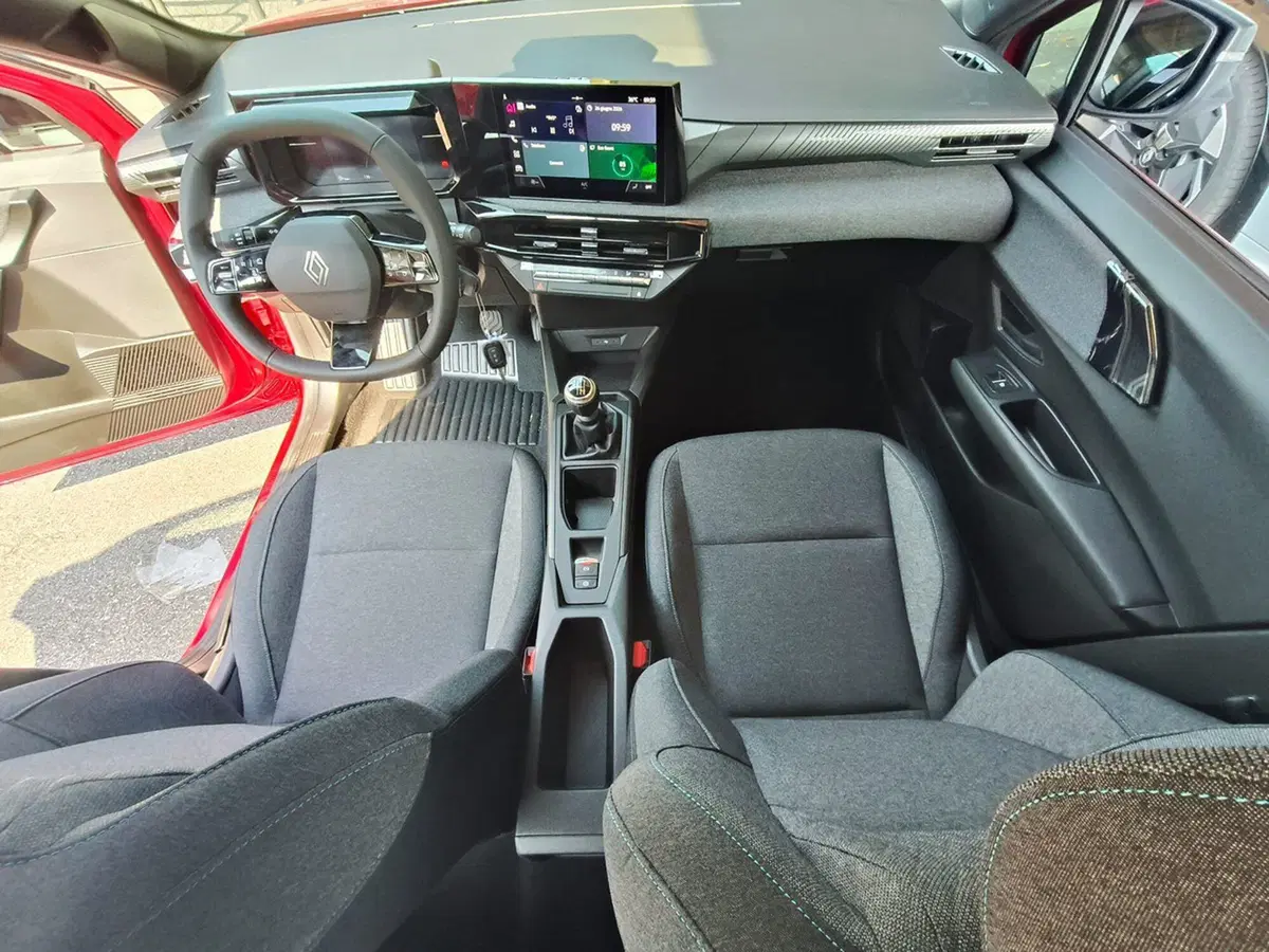 Renault Clio nuova a Brescia (5)