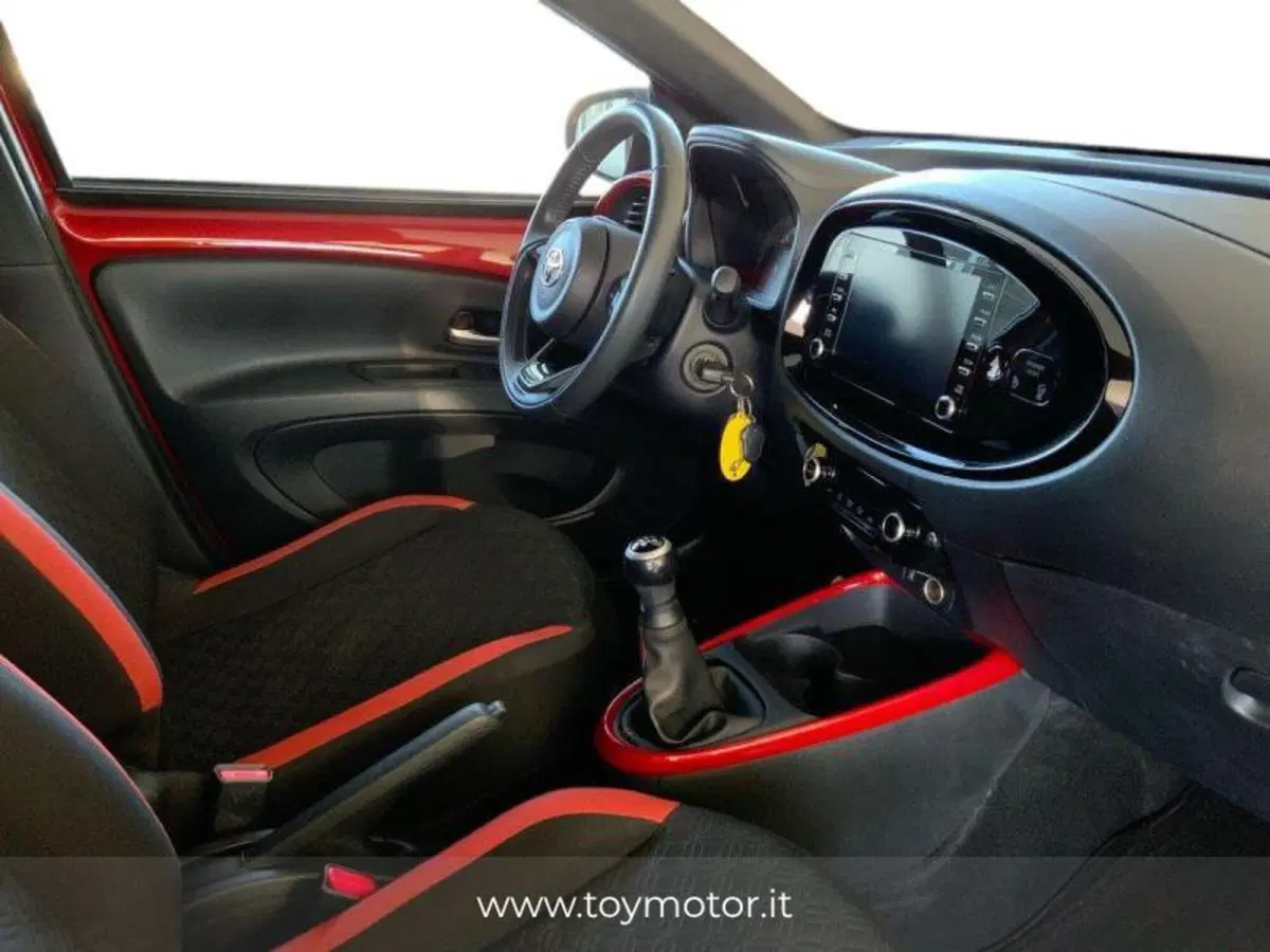 Toyota Aygo X usata a Perugia (14)