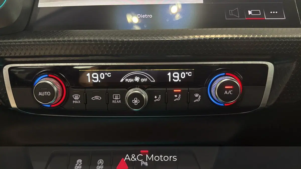 Audi A1 Sportback usata a Napoli (15)