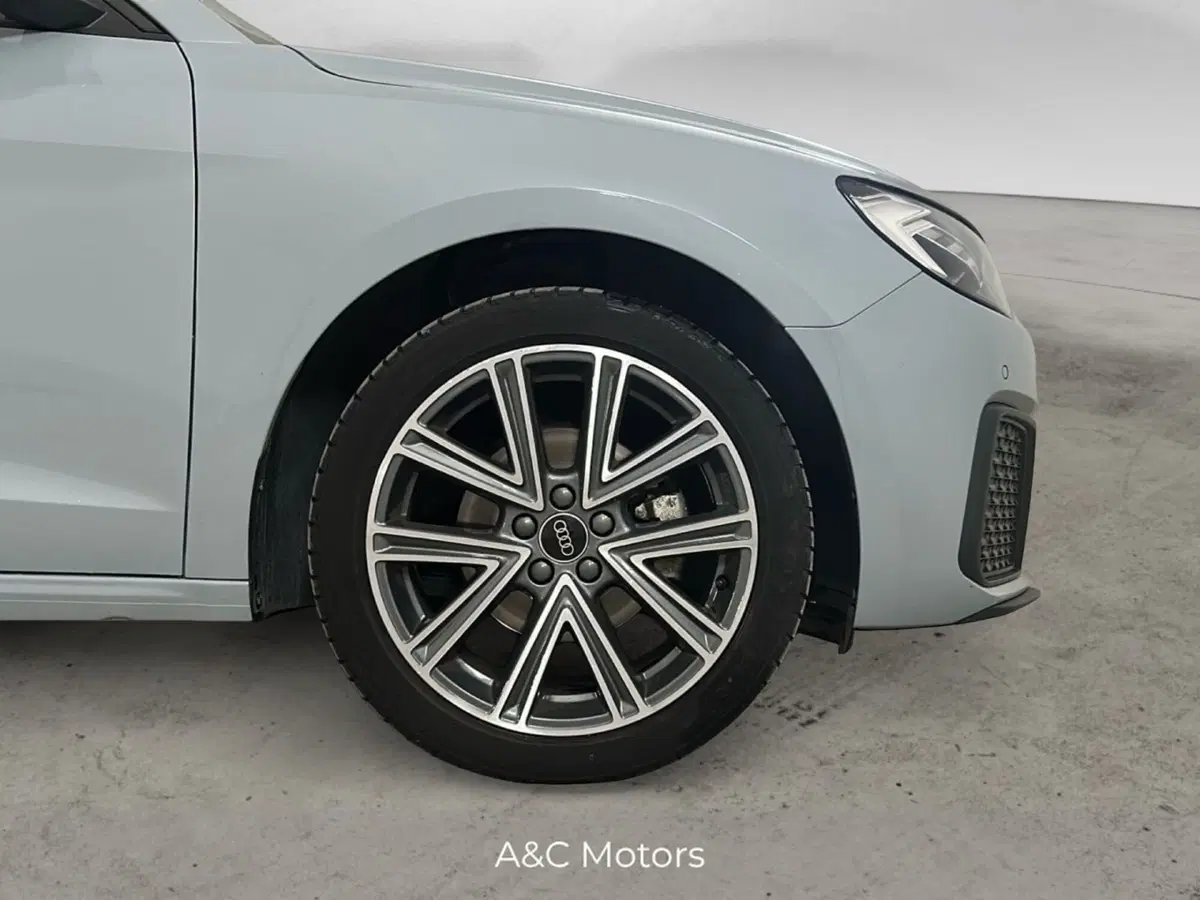 Audi A1 Sportback usata a Napoli (16)