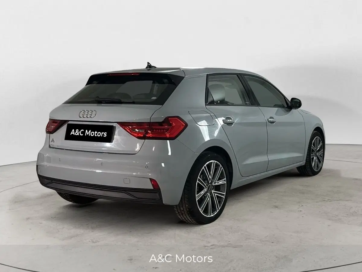 Audi A1 Sportback usata a Napoli (4)