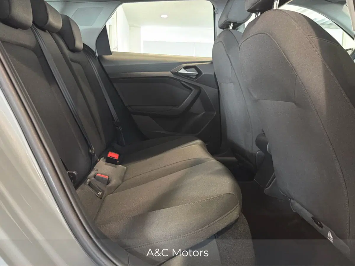Audi A1 Sportback usata a Napoli (7)