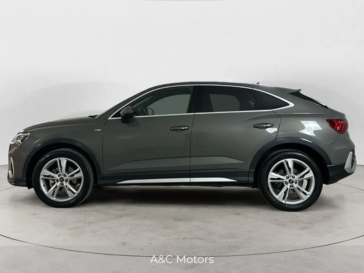 Audi Q3 Sportback usata a Napoli (3)