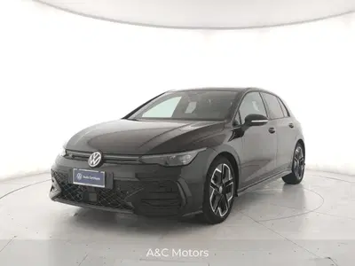 Volkswagen Golf 2.0 TDI 150 CV DSG SCR 4Motion R-Line del 2025 usata a Torre Annunziata