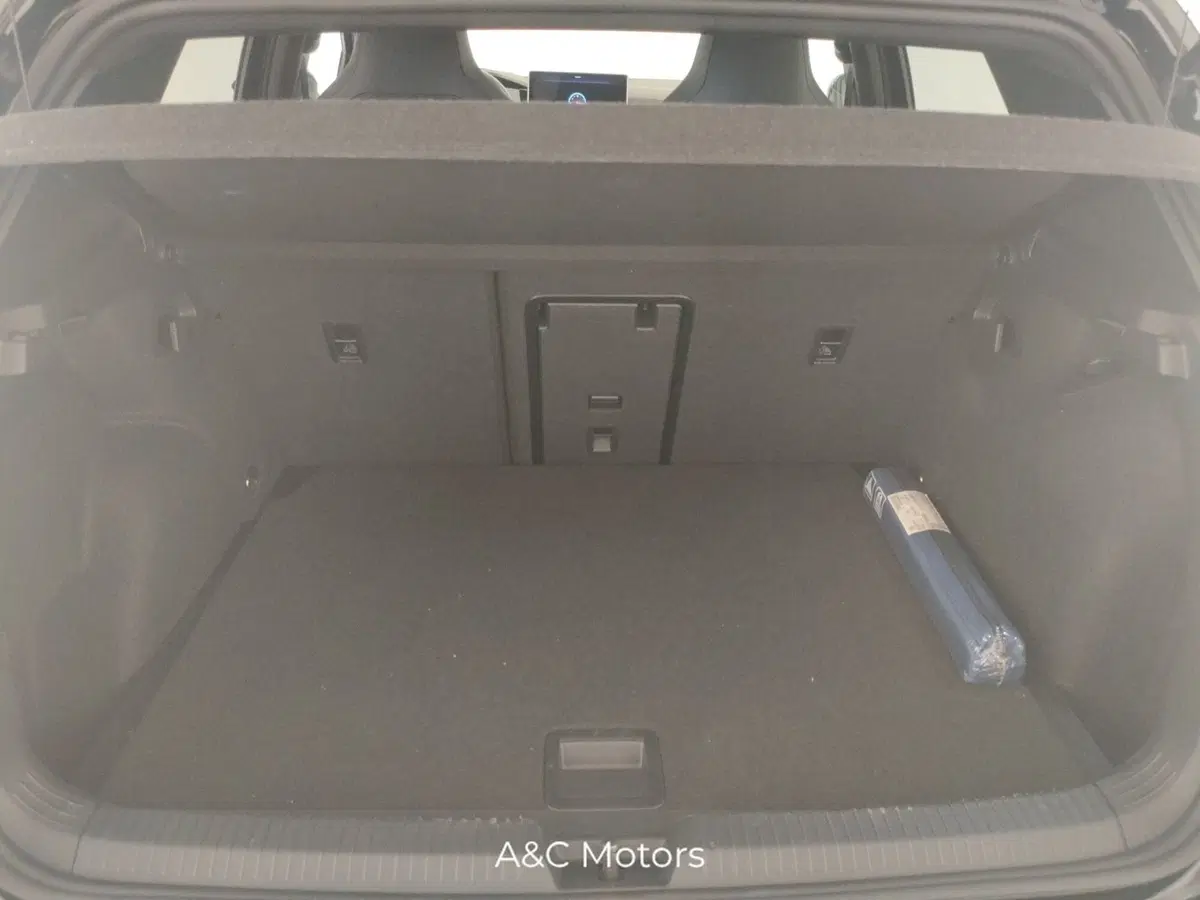 Volkswagen Golf usata a Napoli (10)