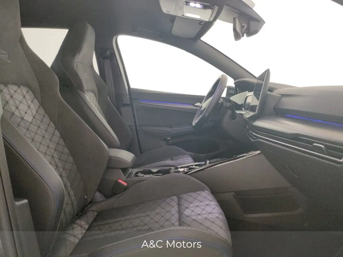 Volkswagen Golf usata a Napoli (7)