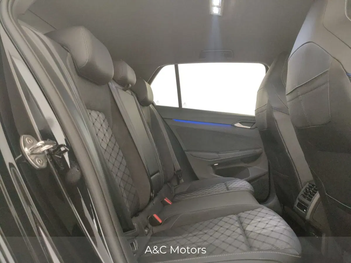Volkswagen Golf usata a Napoli (9)