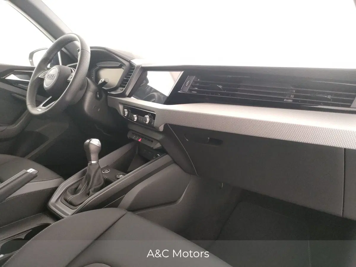 Audi A1 allstreet usata a Napoli (7)