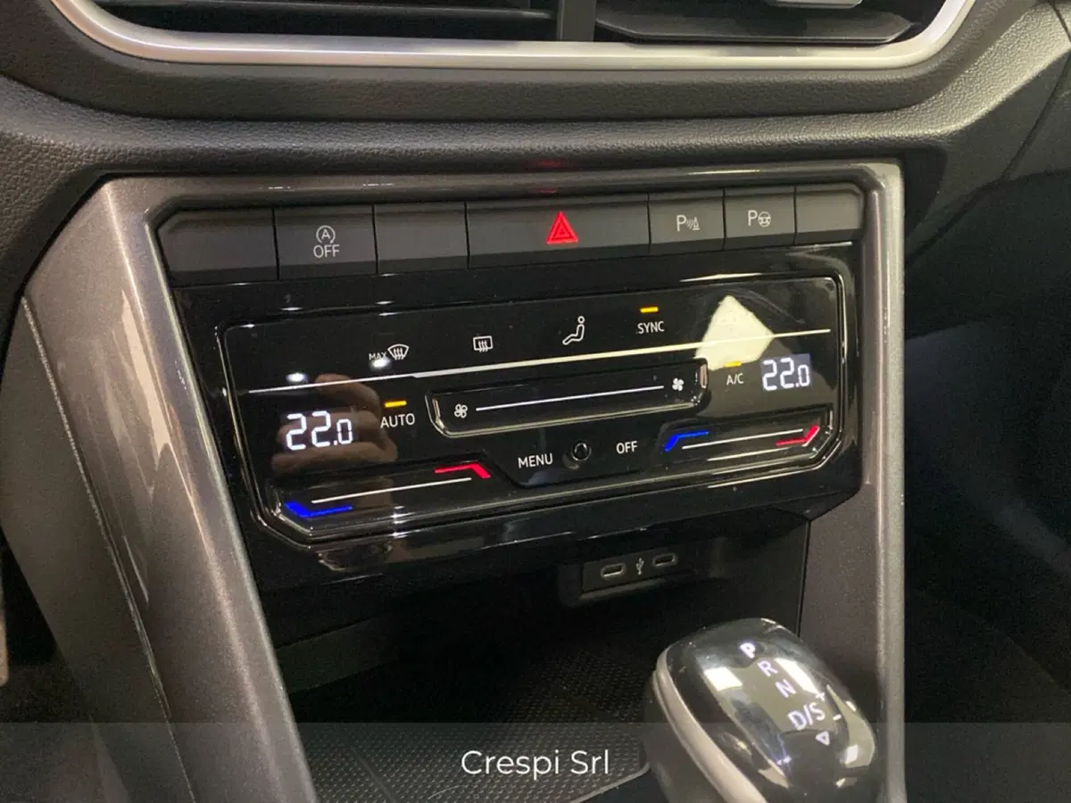Volkswagen T-Roc usata a Varese (17)