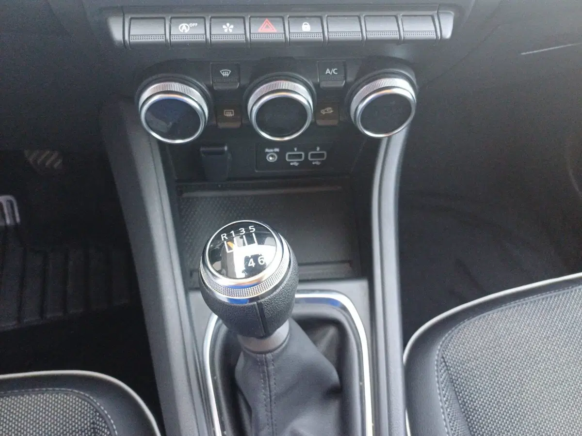 Renault Captur usata a Frosinone (17)