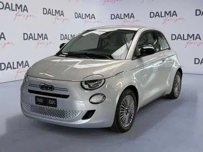 Fiat 500 1.0 hybrid Icon nuova a Solaro