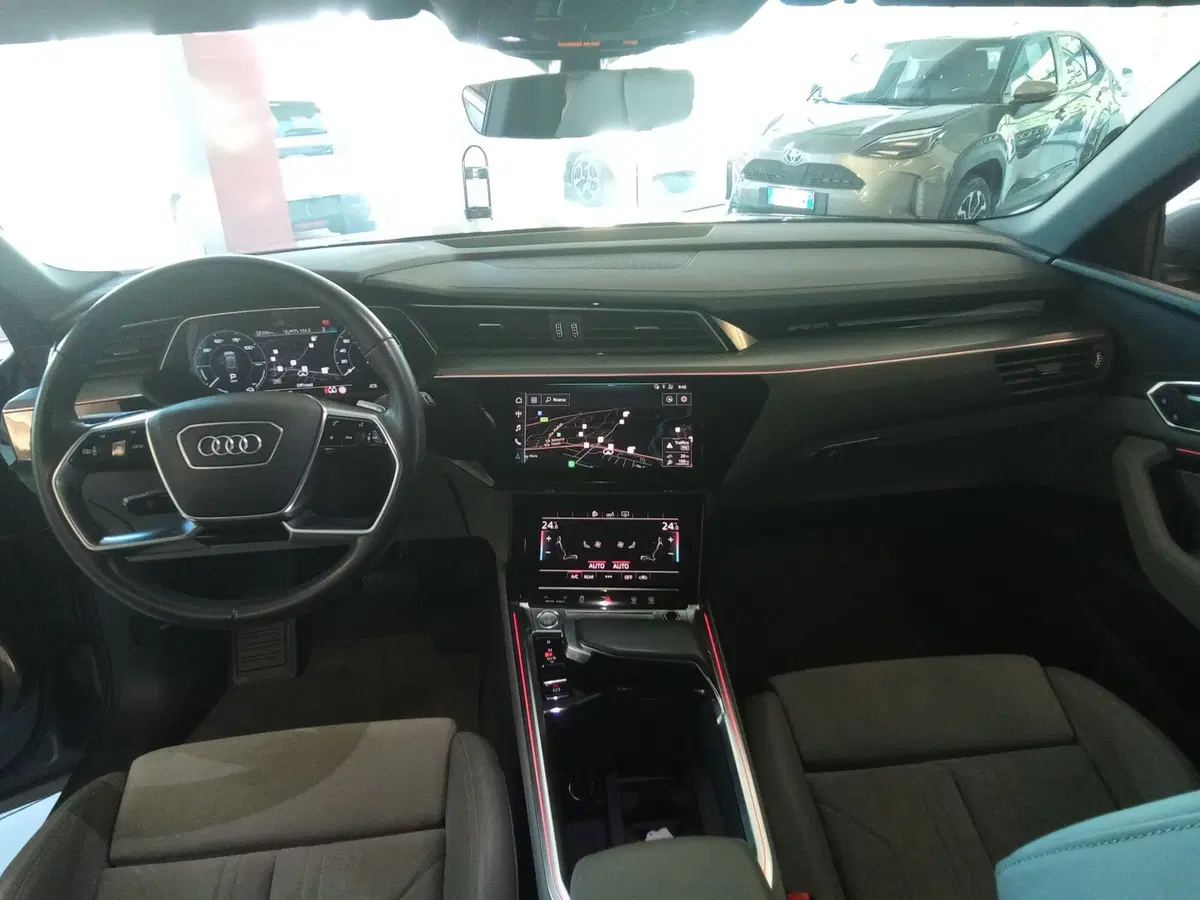 Audi Q8 usata a Rimini (15)