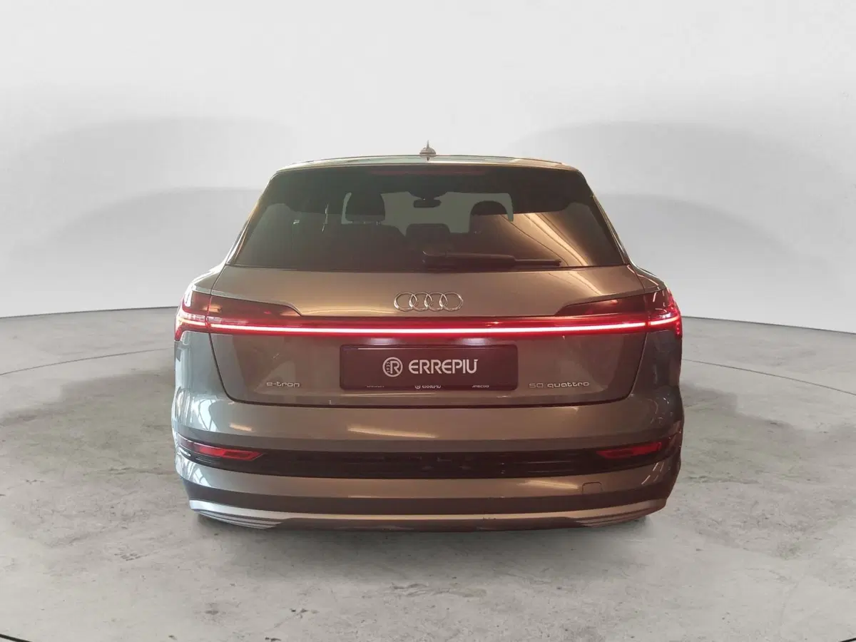 Audi Q8 usata a Rimini (6)
