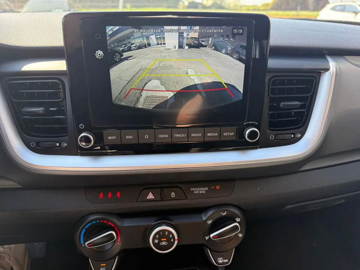 Kia Stonic usata a Rimini (12)