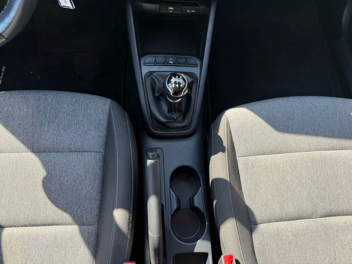 Kia Stonic usata a Rimini (14)