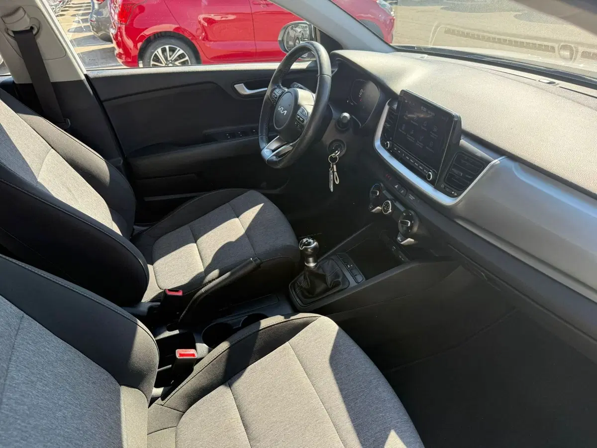 Kia Stonic usata a Rimini (15)