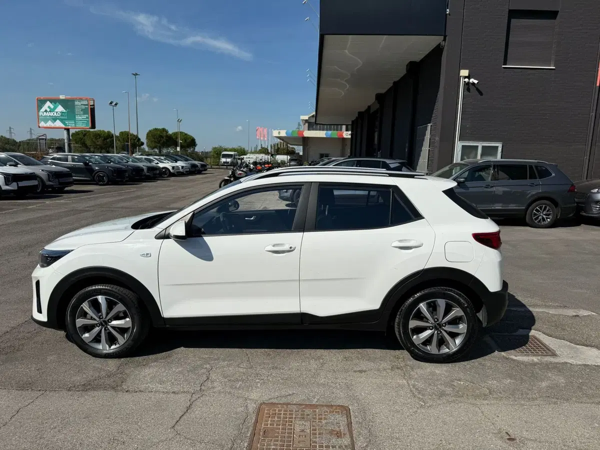 Kia Stonic usata a Rimini (8)