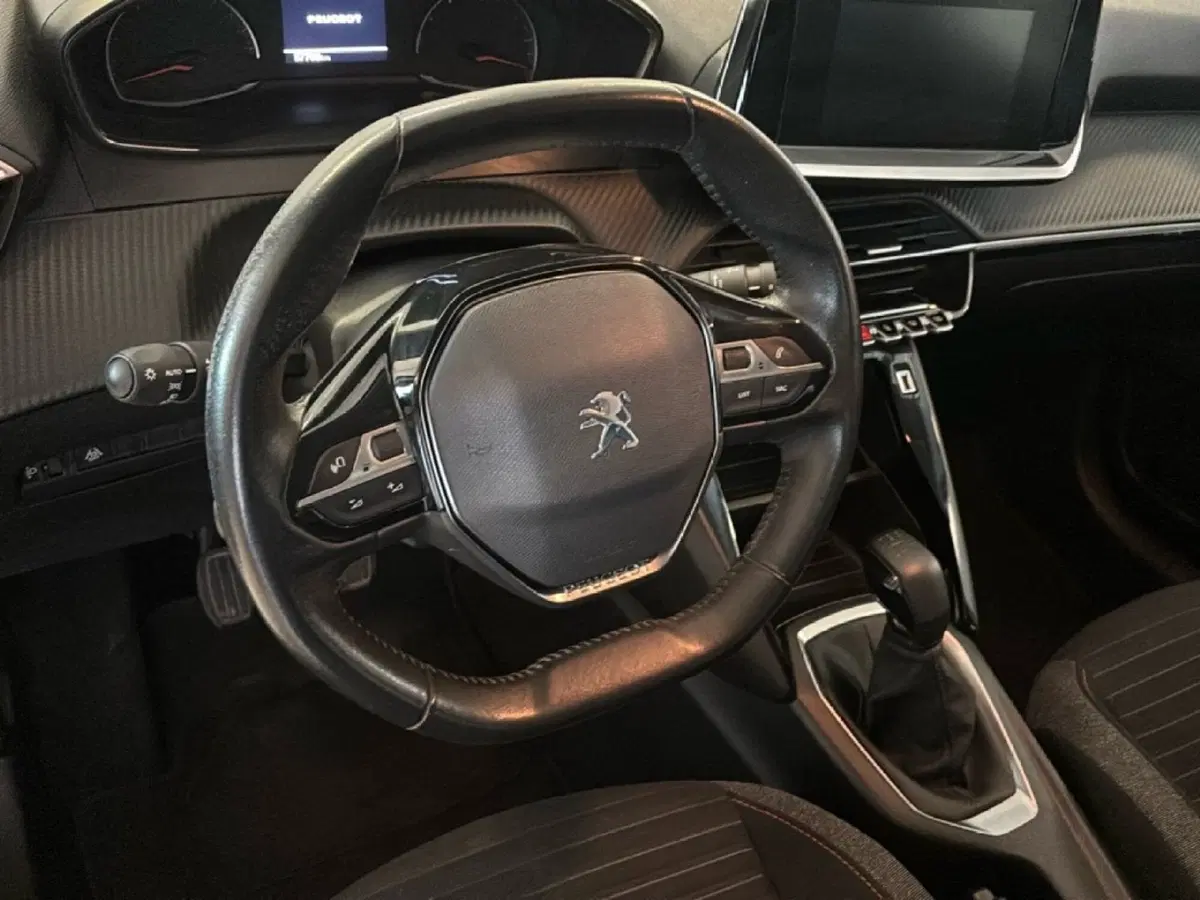 Peugeot 208 usata a Arezzo (16)