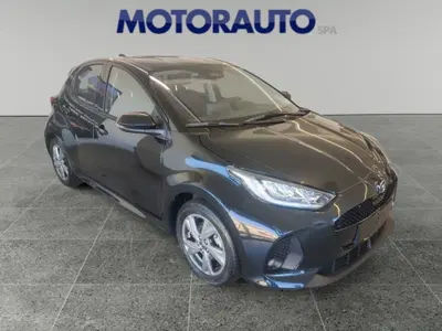 Mazda Mazda2 Hybrid 1.5 VVT e-CVT Full Hybrid Electric Select nuova a Arezzo