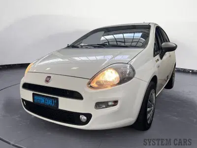 Fiat Punto 0.9 TwinAir Turbo 105 CV S&amp;S 5 porte Young del 2014 usata a Seveso