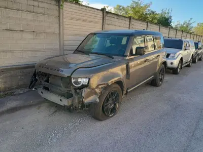 Land Rover Defender 110 2.0 SD4 240CV AWD Auto del 2021 usata a Cuneo