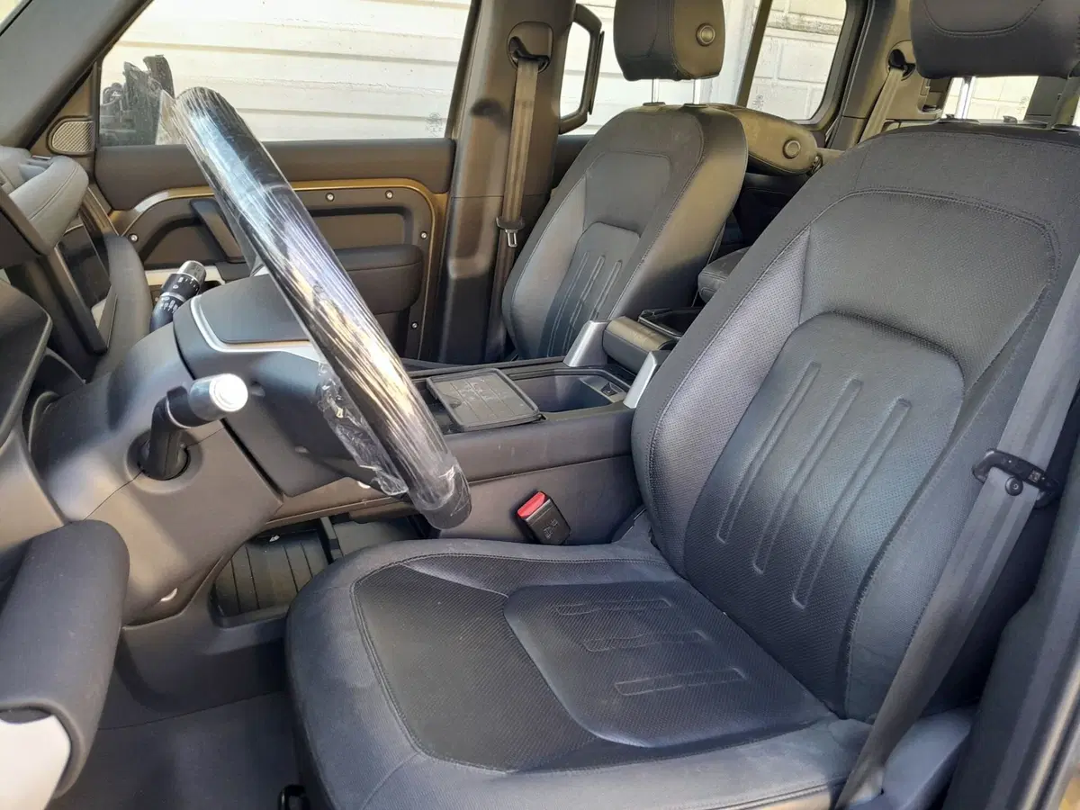 Land Rover Defender usata a Cuneo (14)