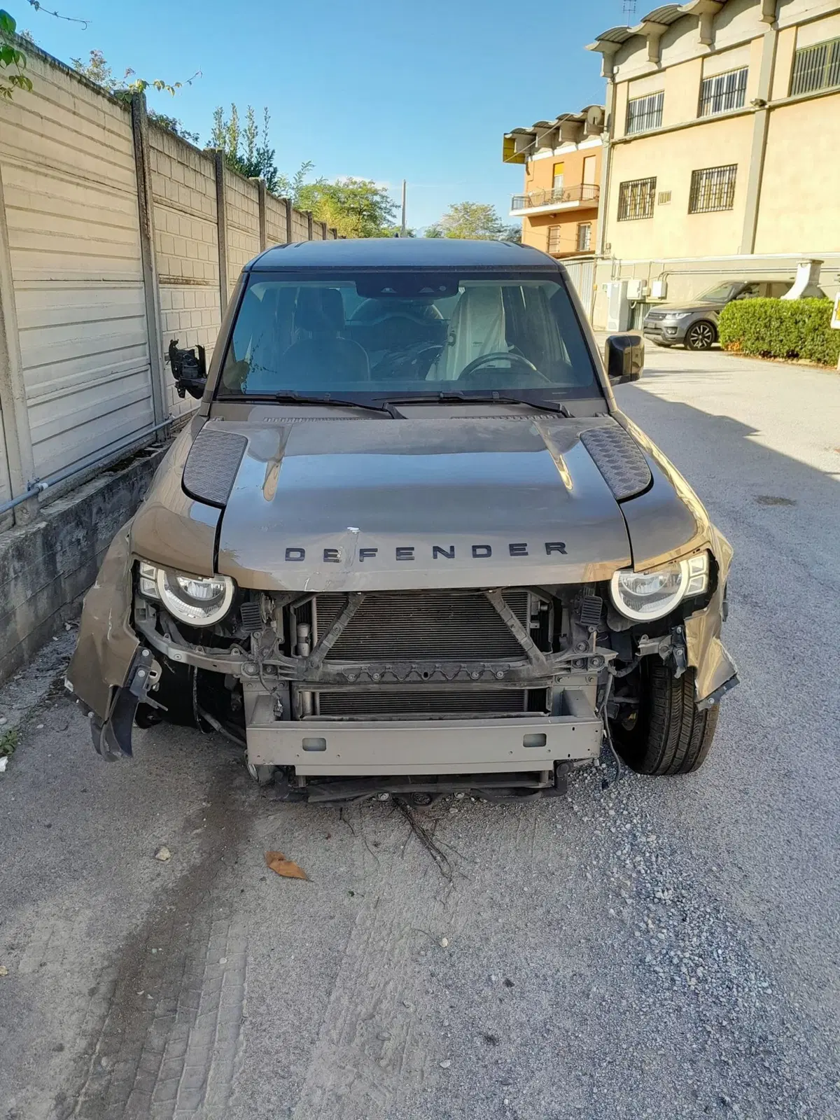 Land Rover Defender usata a Cuneo (2)