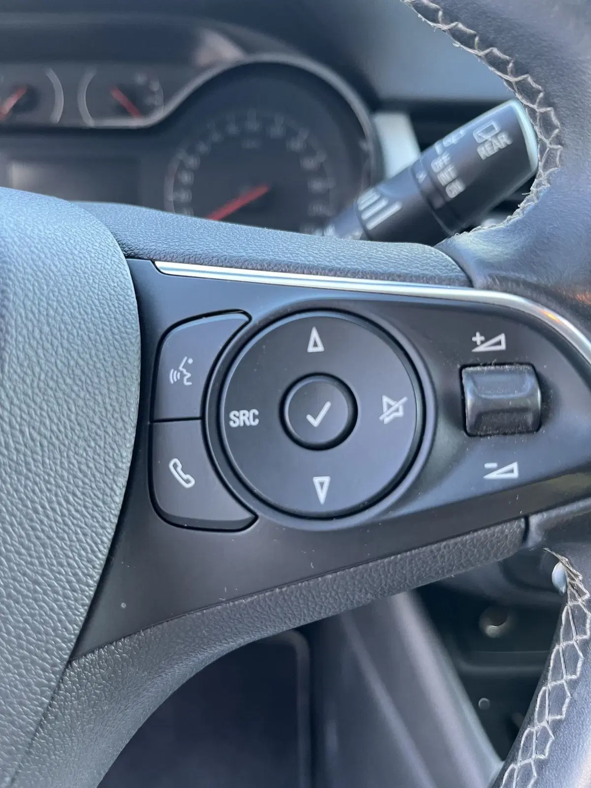 Opel Crossland X usata a Chieti (16)