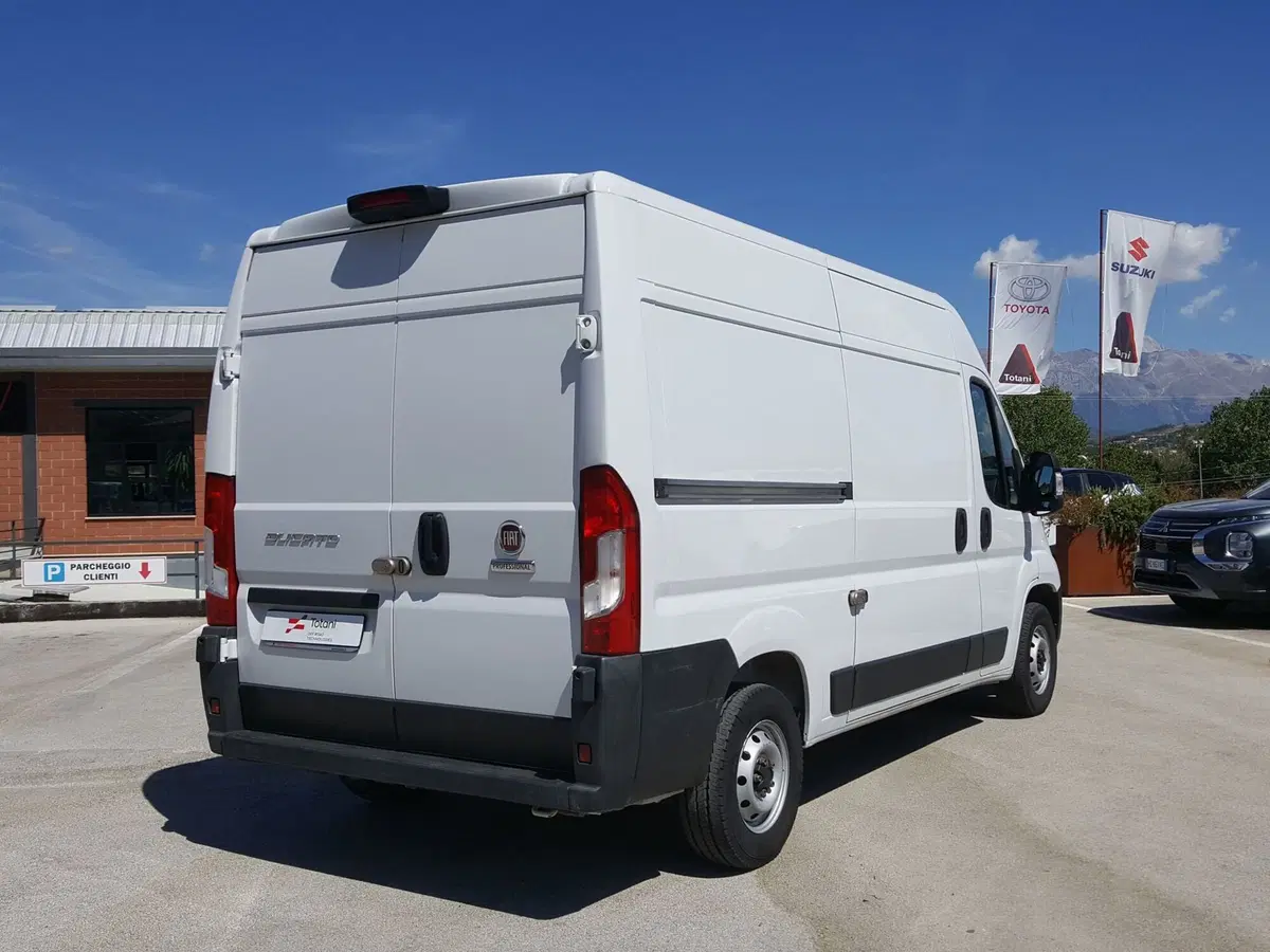 Fiat Ducato Furgone Vetrato usata a L'Aquila (7)