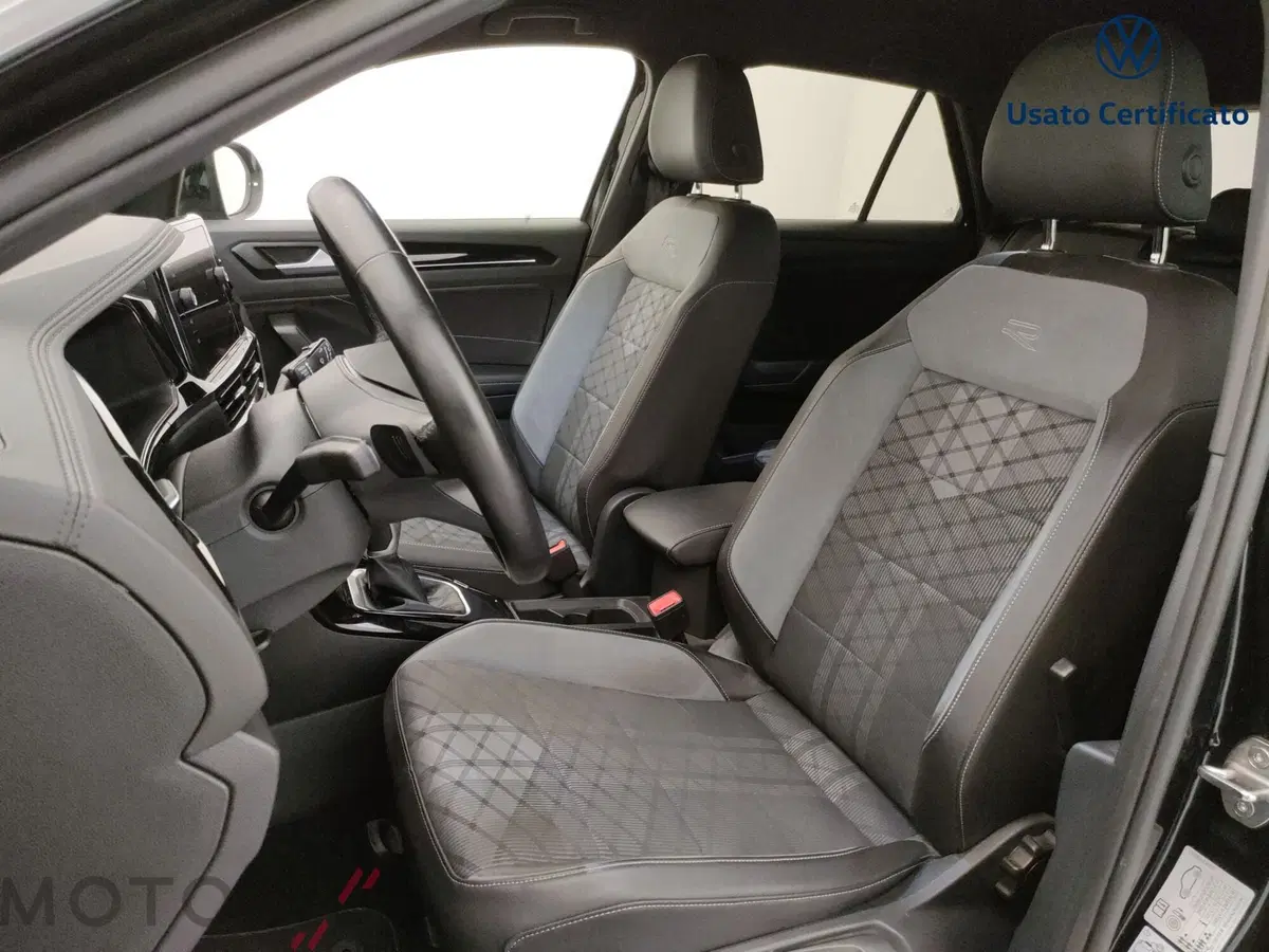 Volkswagen T-Roc usata a Varese (11)