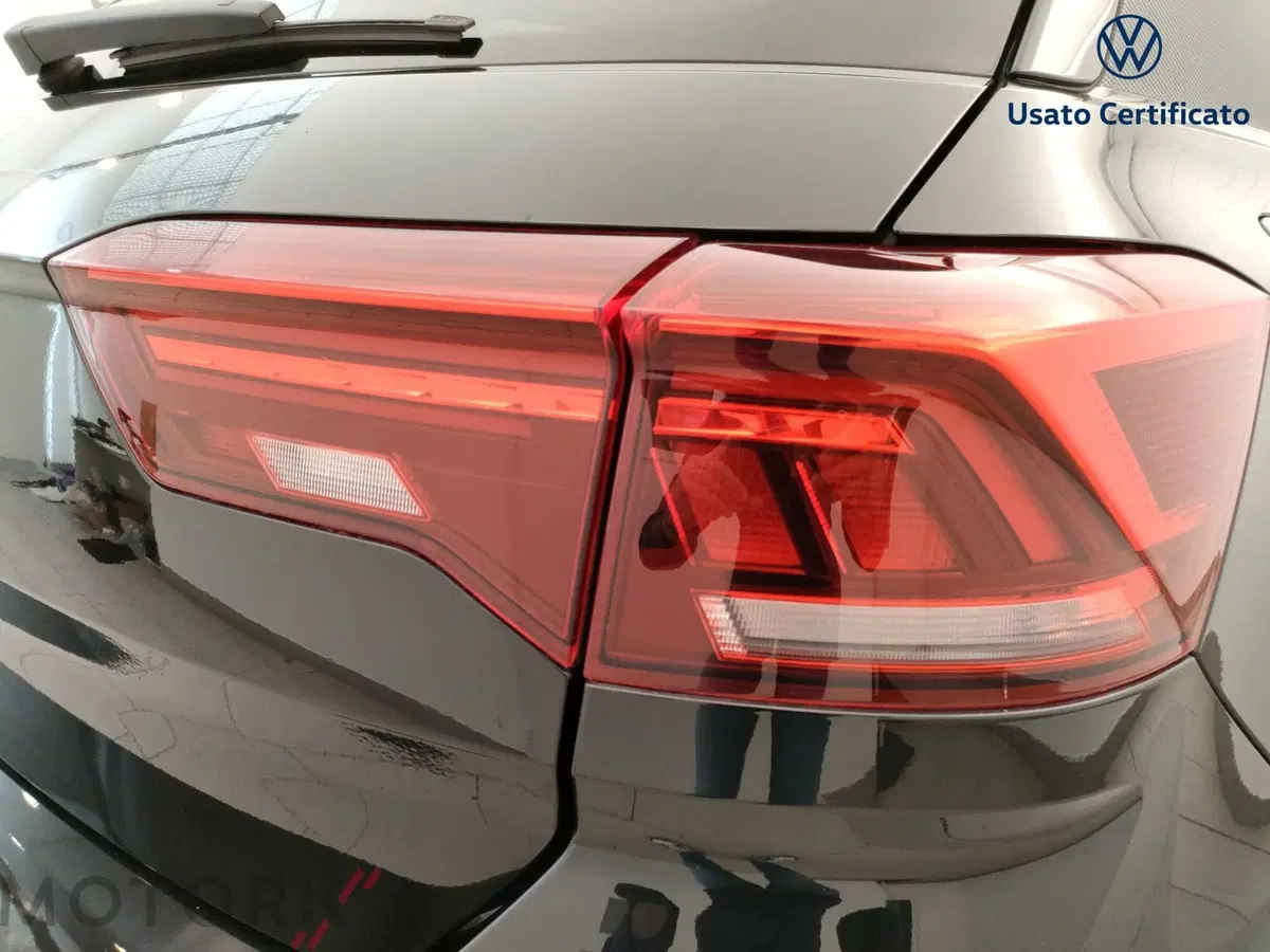 Volkswagen T-Roc usata a Varese (8)