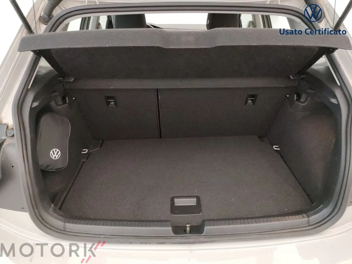 Volkswagen Polo usata a Varese (9)