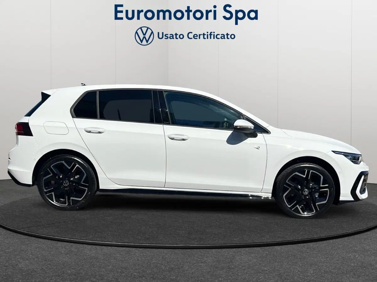 Volkswagen Golf nuova a Grosseto (5)