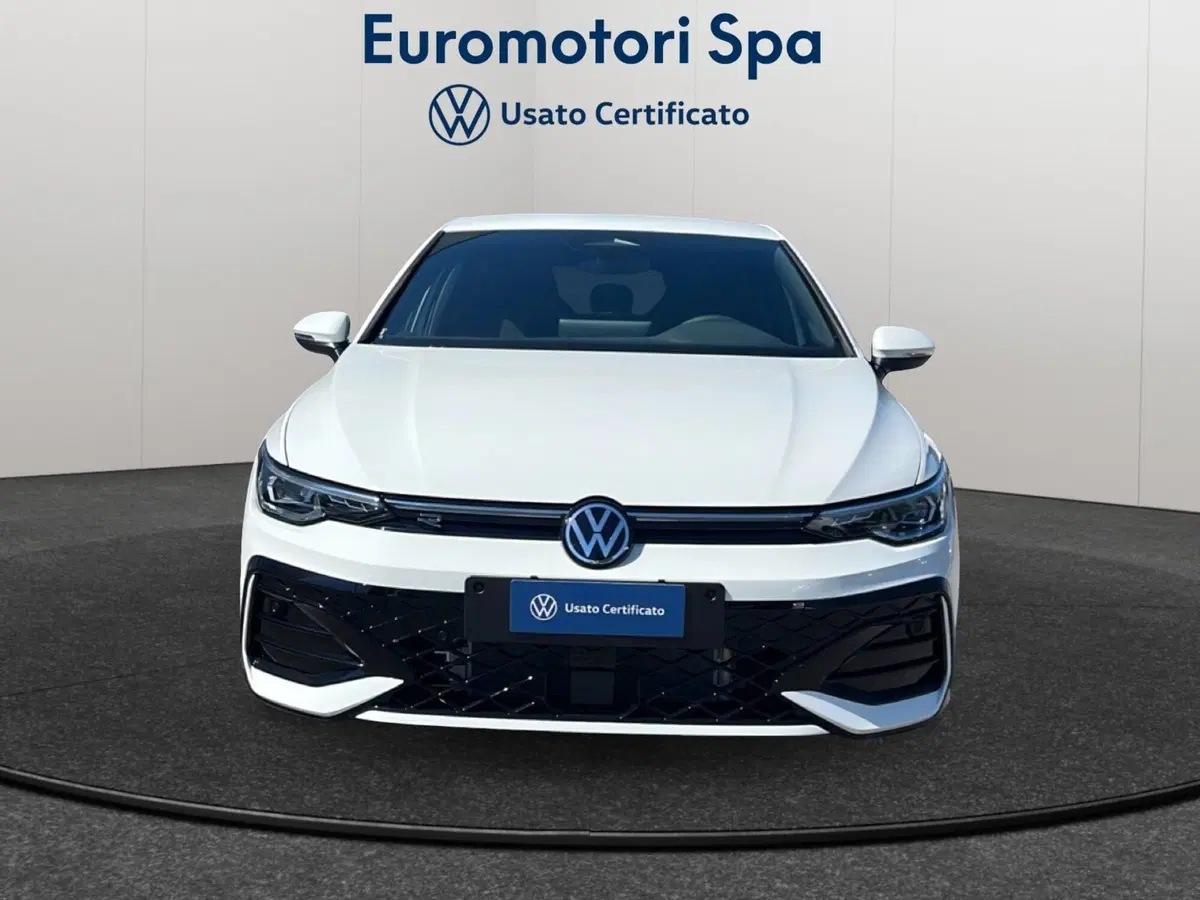 Volkswagen Golf nuova a Grosseto (7)