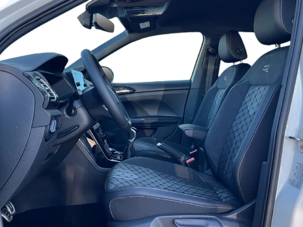Volkswagen T-Cross nuova a Grosseto (11)