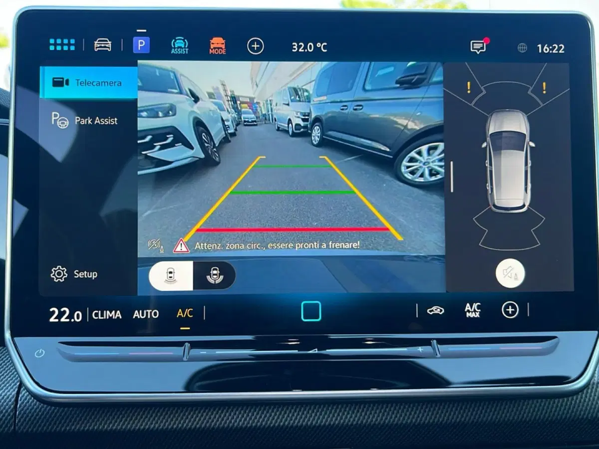 Volkswagen Golf nuova a Grosseto (13)