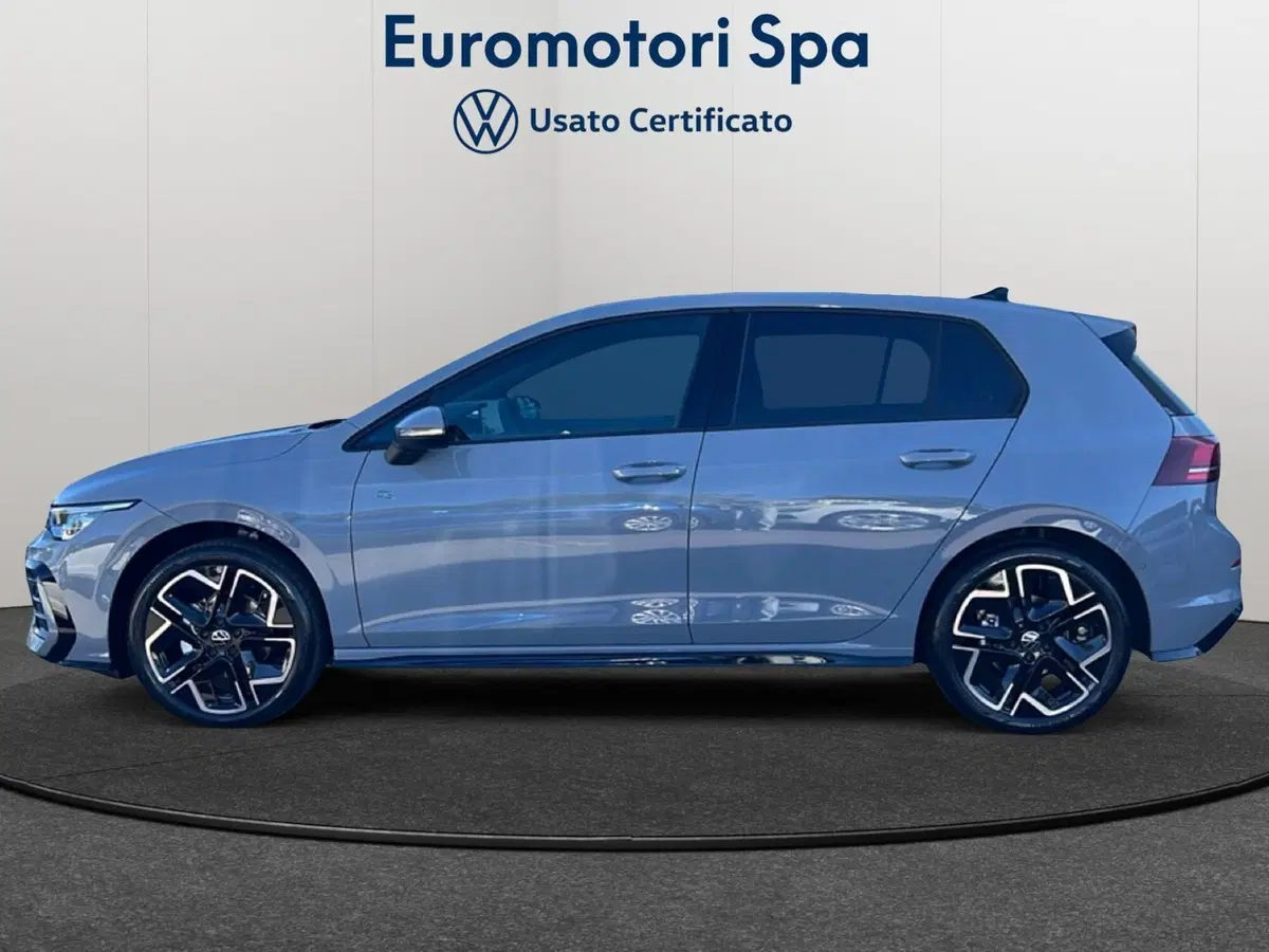 Volkswagen Golf nuova a Grosseto (2)